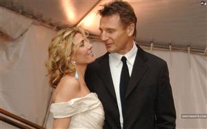 Natasha Richardson and Liam Neeson looks like the love birds